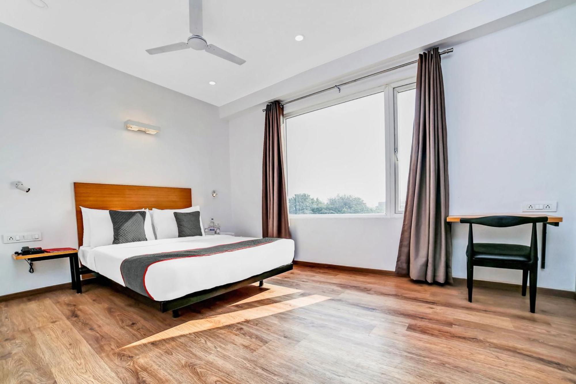 Hotel O Town House 1274 Patrakar Puram Chinhat Exterior photo