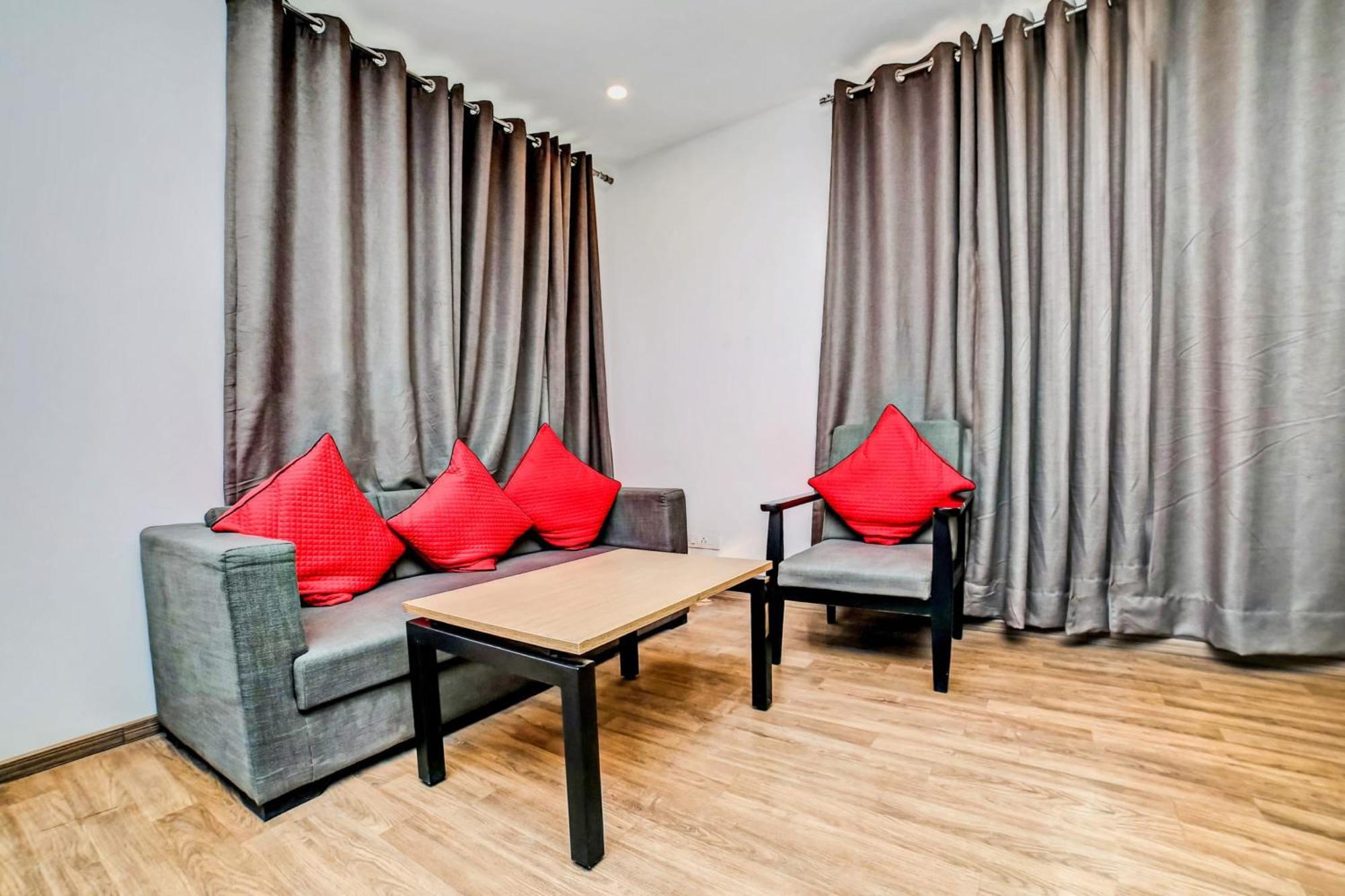 Hotel O Town House 1274 Patrakar Puram Chinhat Exterior photo